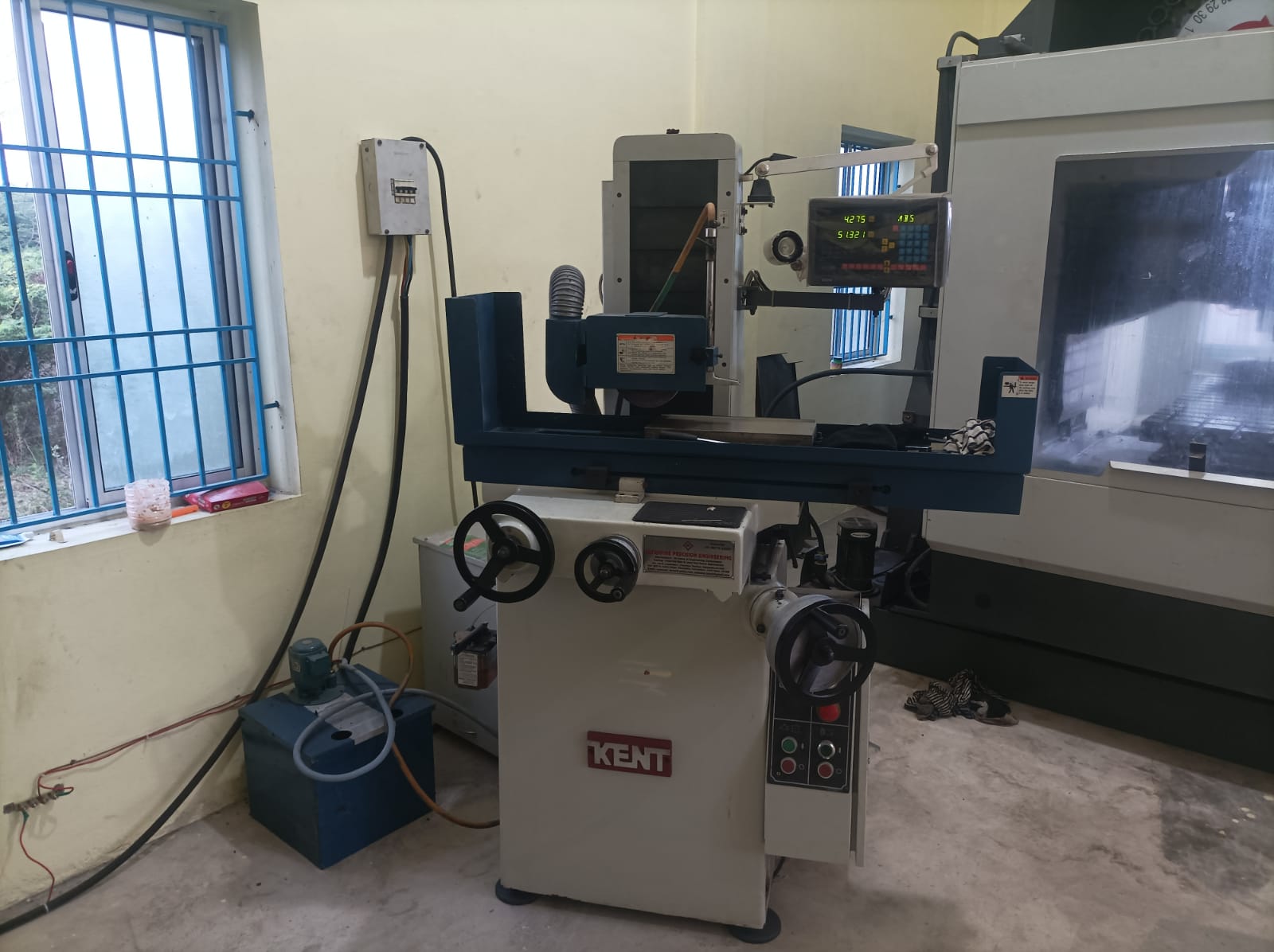 Surface Grinding Machine